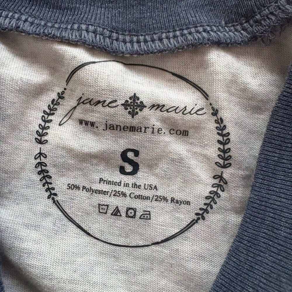 Jane Marie Long Sleeve Scoop Neck Graphic Shirt White Blue Women’s Size S - Picture 7 of 7
